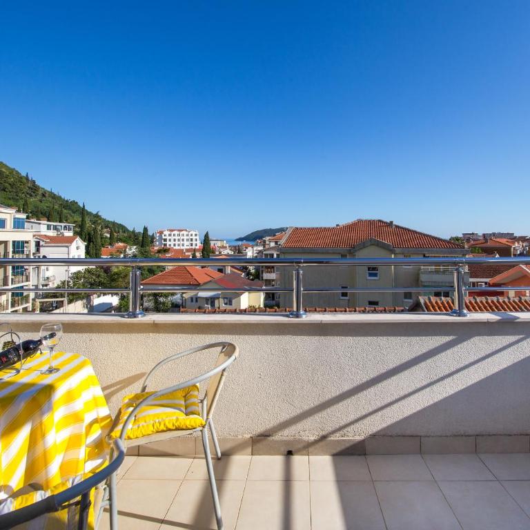 Vila Lazovic - Triple Room with Private Bathroom - 9