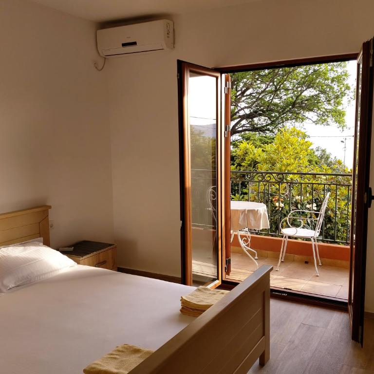Villa Nadalina - Two-Bedroom Apartment - 17