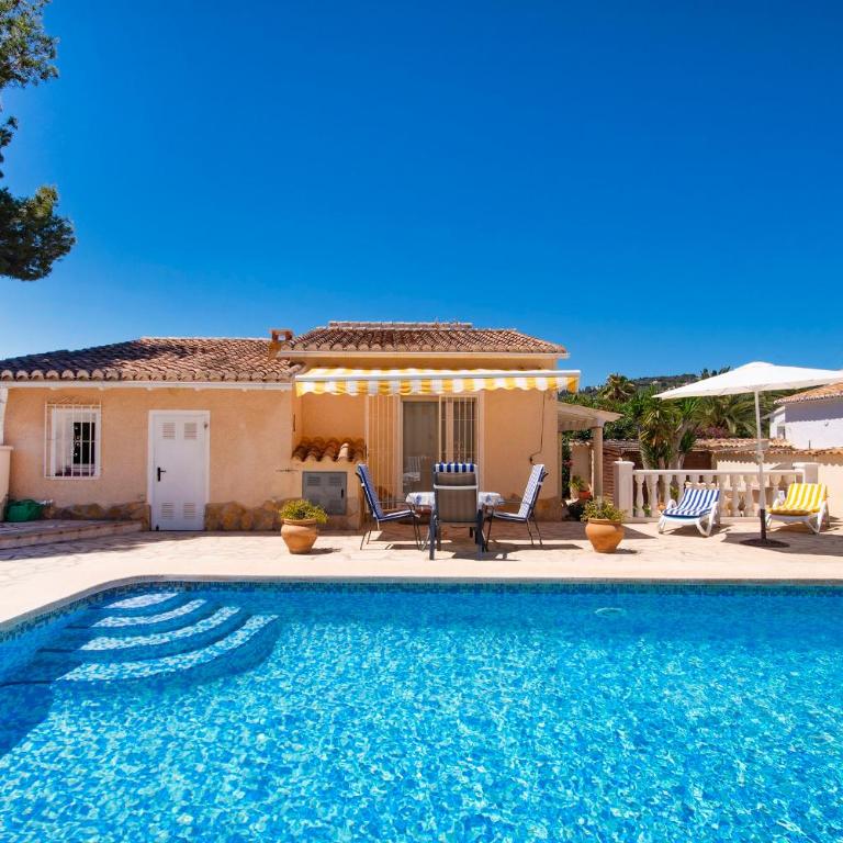 Villa Pinada - Villa - 1