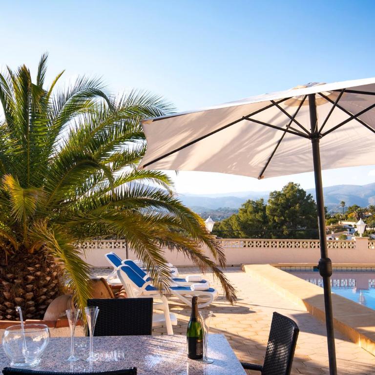 Villa Heno, Beautiful detached villa with large private pool - by Holiday Rentals Villamar - Villa con piscina privada - 51