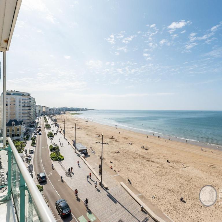 Appartement moderne 80m² avec wifi, lave-vaisselle, balcon et vue mer - FR-1-197-539 - Appartement - 27