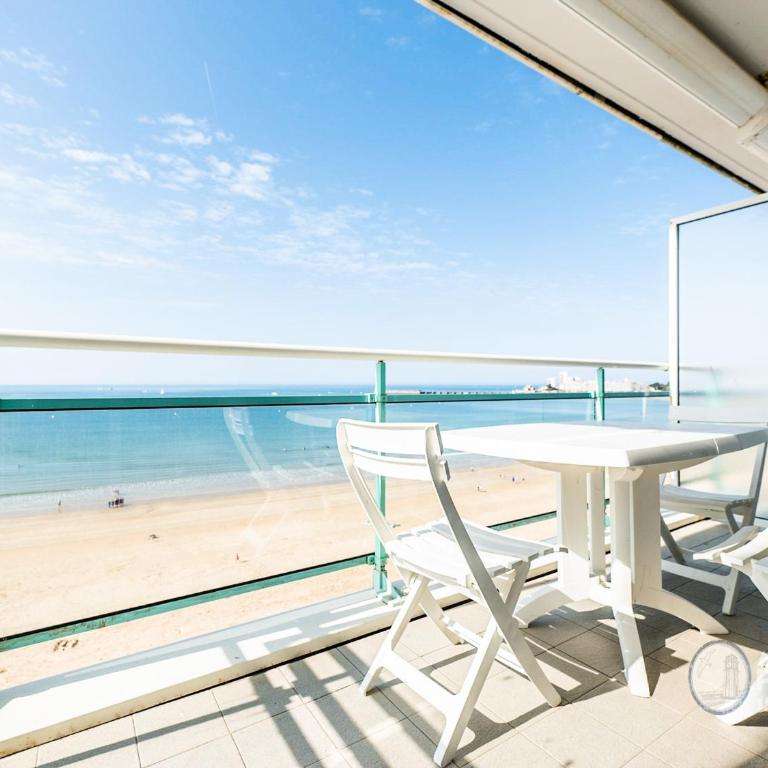 Appartement moderne 80m² avec wifi, lave-vaisselle, balcon et vue mer - FR-1-197-539 - Appartement - 29