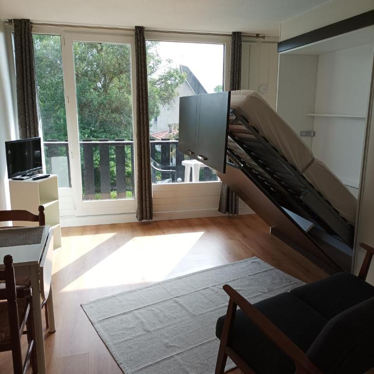 Studio tout confort au bord du lac d'Estey avec parking privé - Appartement 1 Chambre - 7