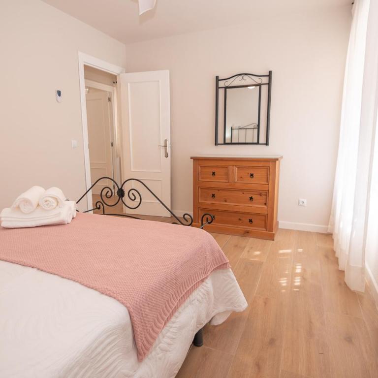 Apartamento Plaza Mar - Three-Bedroom Apartment - 4