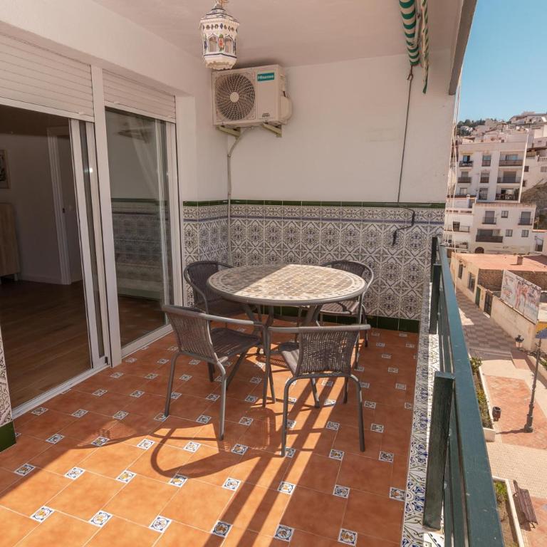Apartamento Plaza Mar - Three-Bedroom Apartment - 11