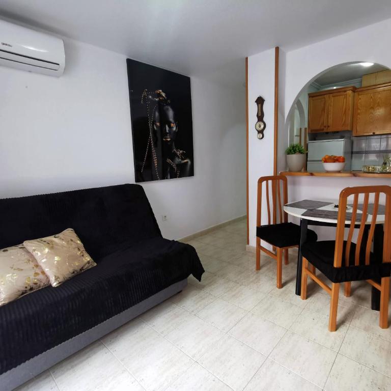 Apartamento Soleado - Two-Bedroom Apartment - 12