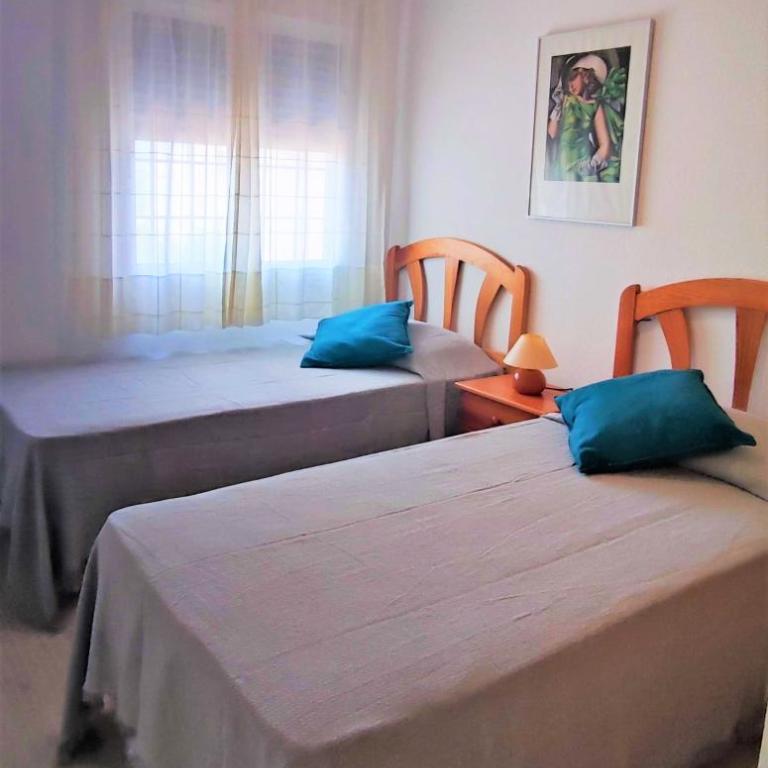 Chill Retreat AC Bungalow in Gran Alacant - Two-Bedroom House - 14