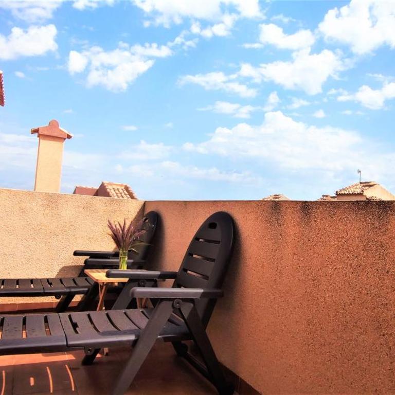 Chill Retreat AC Bungalow in Gran Alacant - Two-Bedroom House - 28