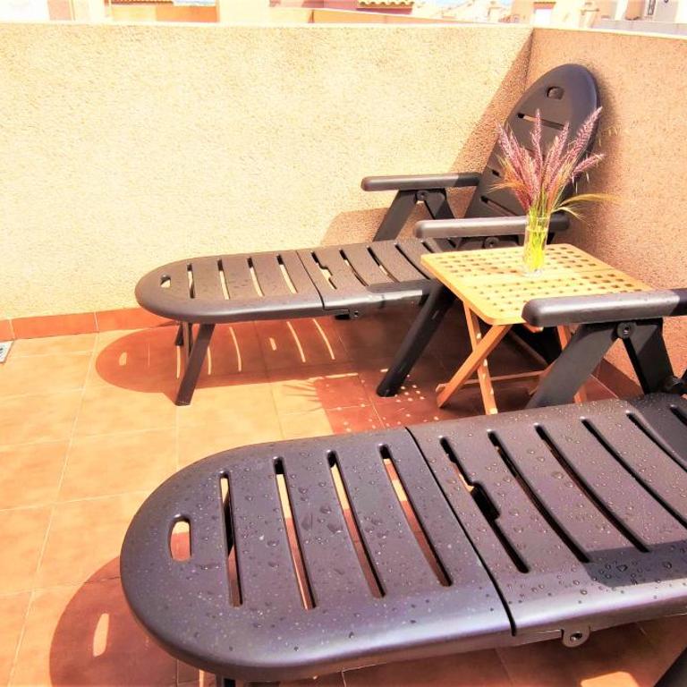 Chill Retreat AC Bungalow in Gran Alacant - Two-Bedroom House - 11