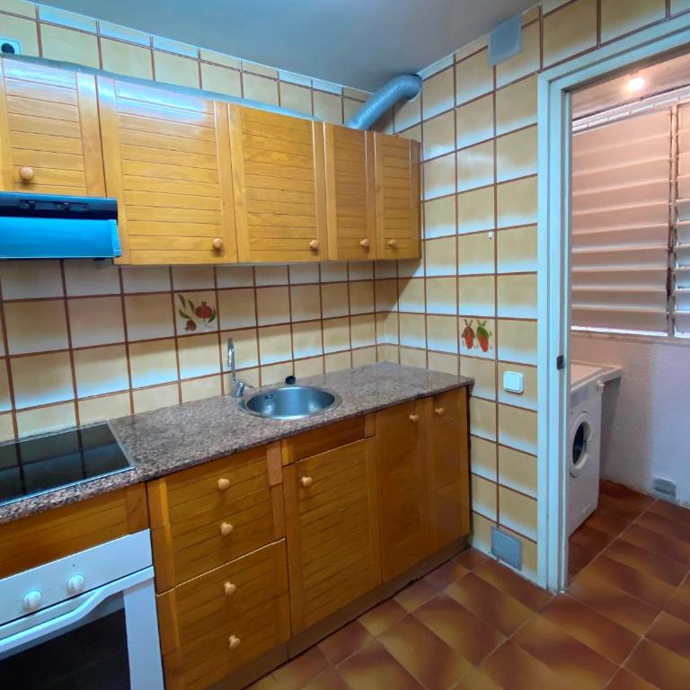 Cala Llenguadets - Two-Bedroom Apartment - 11