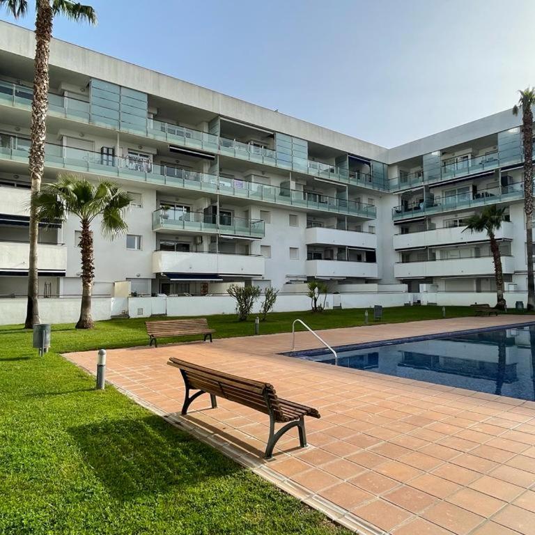 V017 - PORTO MARINA - One-Bedroom Apartment - 1