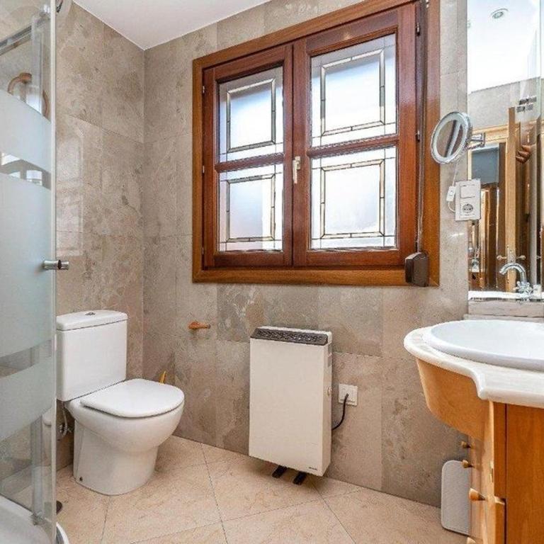 Casa Gallito, By DaiMar - Three-Bedroom House - 32