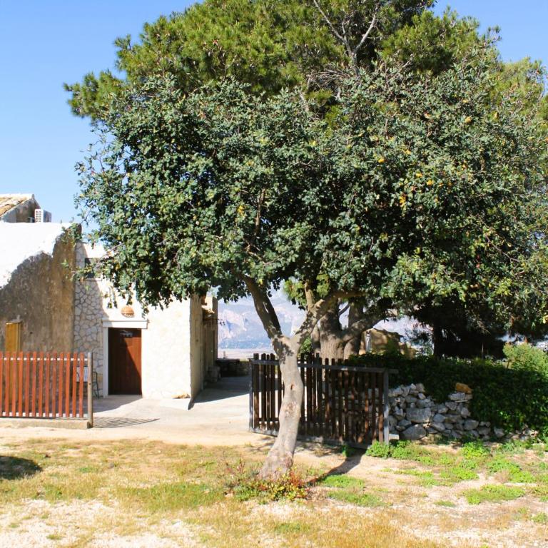 Ai piedi di Cofano - Chalet con 1 Camera da Letto - 12