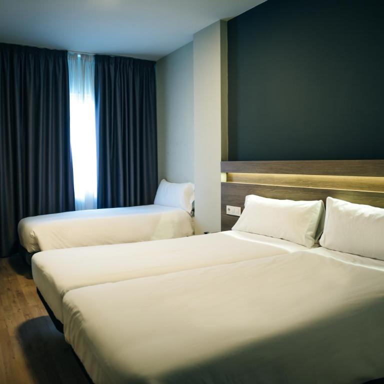 Alda Estación Pontevedra - Habitación Doble con cama supletoria - 4