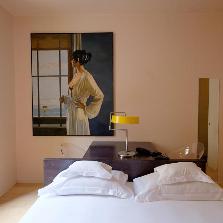 Petronilla - Hotel In Bergamo - Camera Deluxe Matrimoniale/Doppia con Letti Singoli - 17