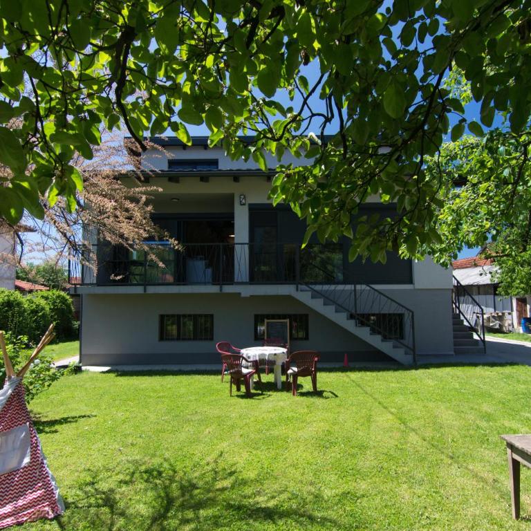 Modern House in Visoko - Kuća sa 3 Spavaće Sobe - 17
