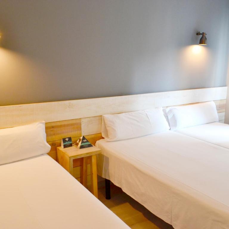 Alda Estación Vigo - Habitación Doble con cama supletoria - 1 o 2 camas - 7