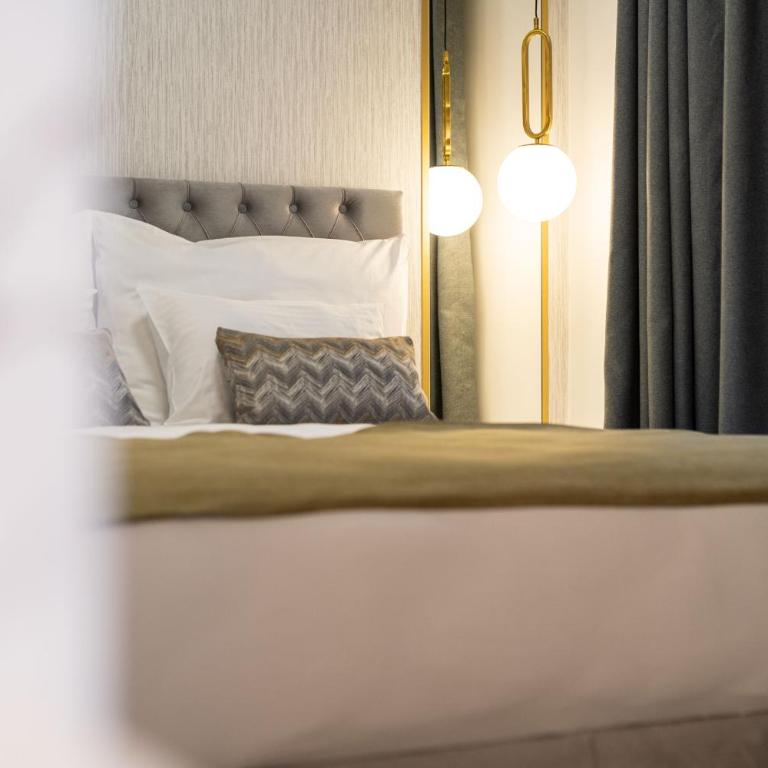 Hotel Millennium by Aycon - Standardna Dvokrevetna Soba sa Bračnim Krevetom - 5