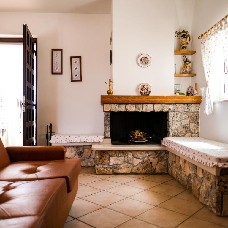 TRULLO ELVIRA & LUIGI - Casa con 3 Camere da Letto - 30