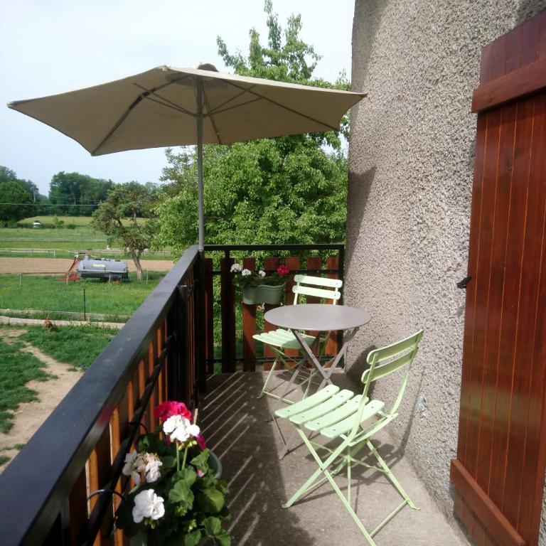 Maison d'hôtes des Bassins d'Oche - Chambre Double avec Balcon - 1
