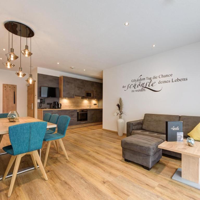 Lerch Suites - Deluxe Apartment mit Balkon - 5
