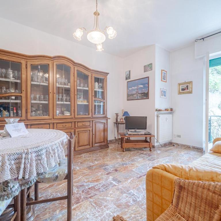 GuestHost - Rapallo Bellavista Vintage Flat - Appartamento con 1 Camera da Letto - 1