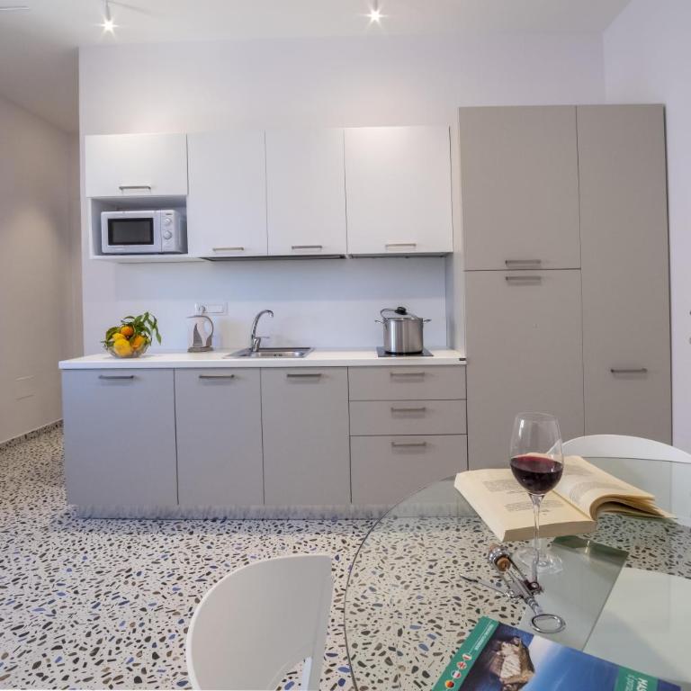Neva Suites Massa Lubrense Sorrento Coast - Appartamento con Balcone - 21