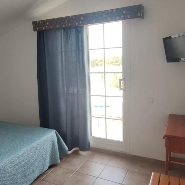 Hostal Restaurant Paca - Habitación Doble con baño privado - 4