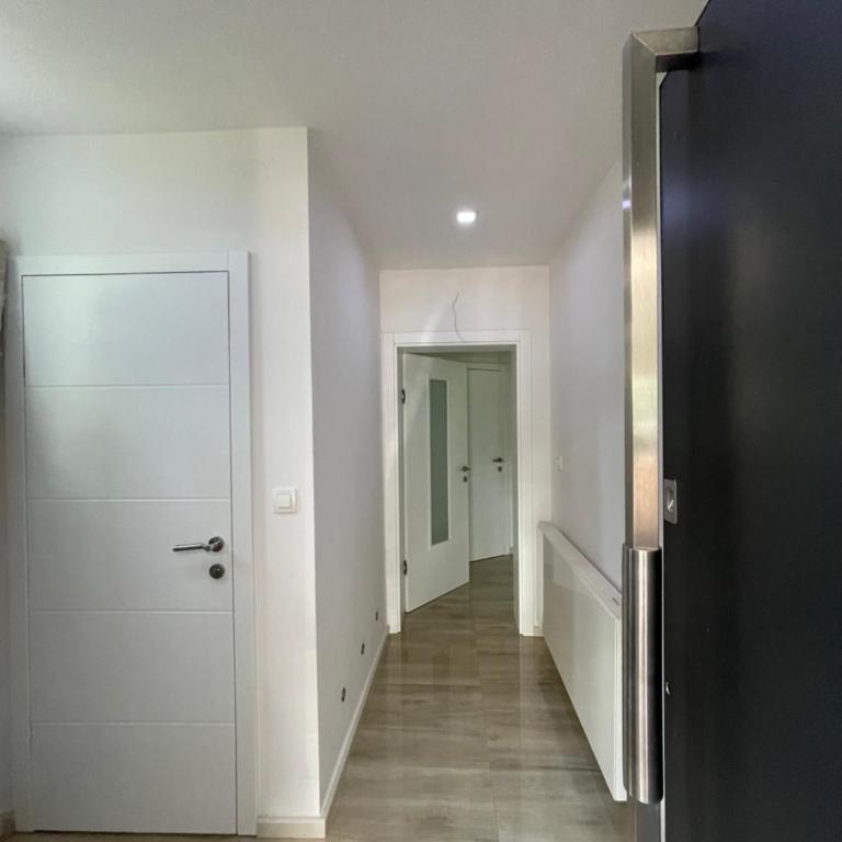 Schöne Gartenwohnung mit Carport und Terrasse! - Apartment mit 2 Schlafzimmern - 18