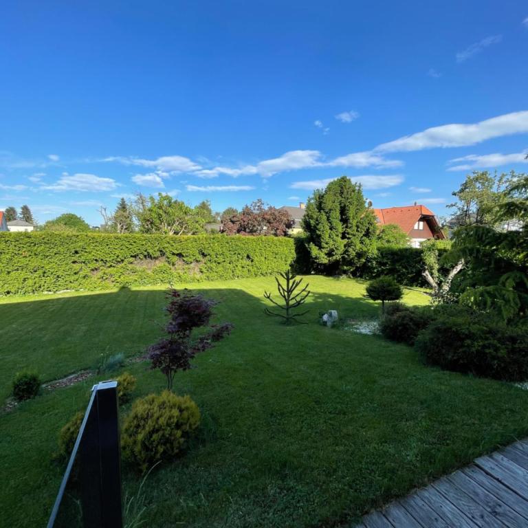 Schöne Gartenwohnung mit Carport und Terrasse! - Apartment mit 2 Schlafzimmern - 21