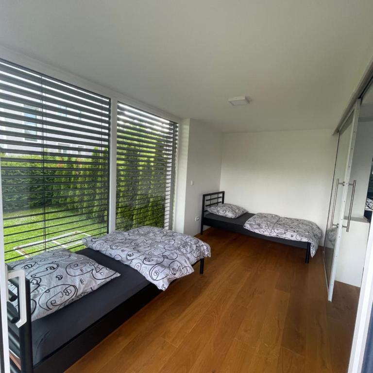 Schöne Gartenwohnung mit Carport und Terrasse! - Apartment mit 2 Schlafzimmern - 6