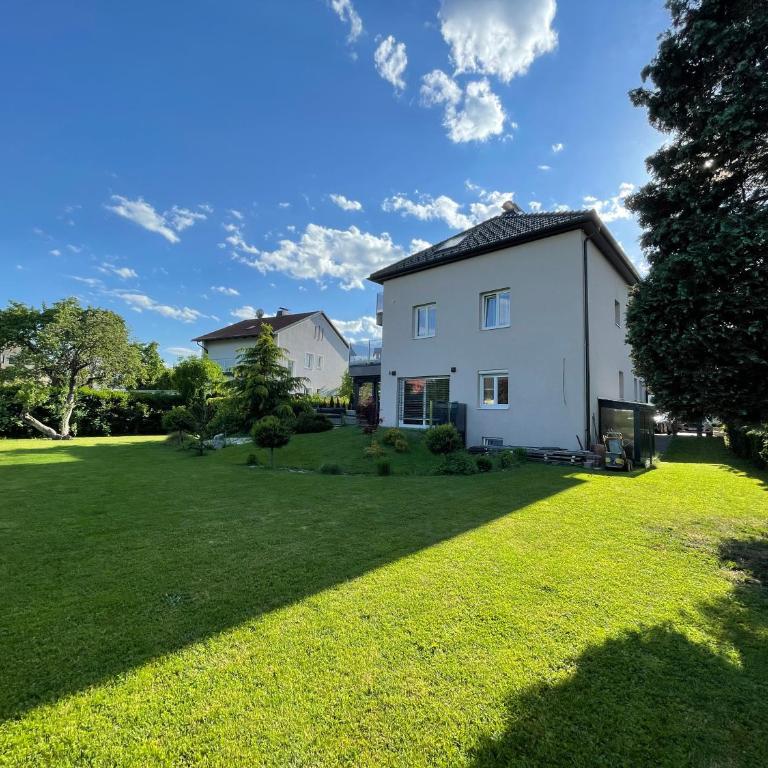 Schöne Gartenwohnung mit Carport und Terrasse! - Apartment mit 2 Schlafzimmern - 22