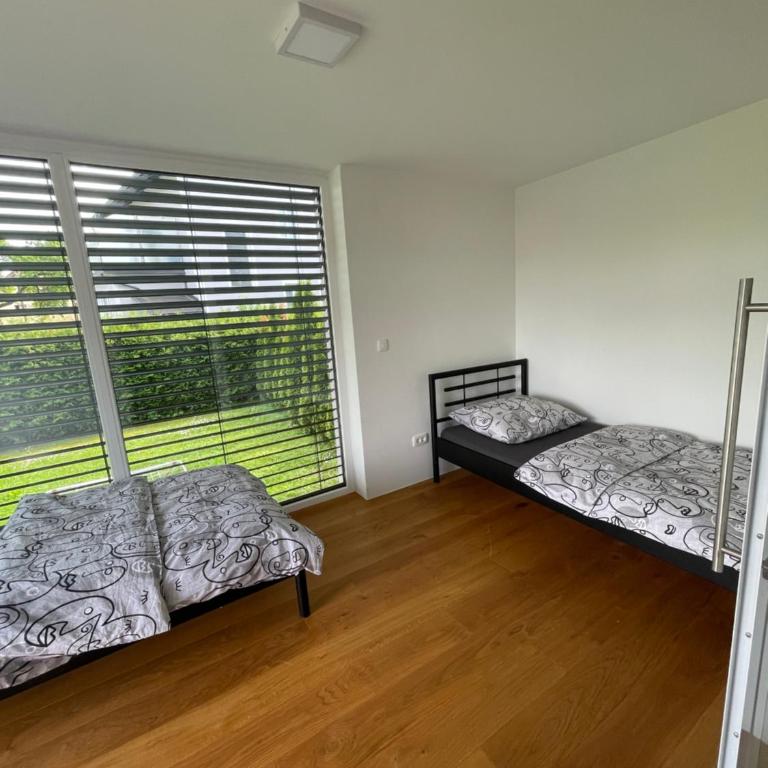 Schöne Gartenwohnung mit Carport und Terrasse! - Apartment mit 2 Schlafzimmern - 7