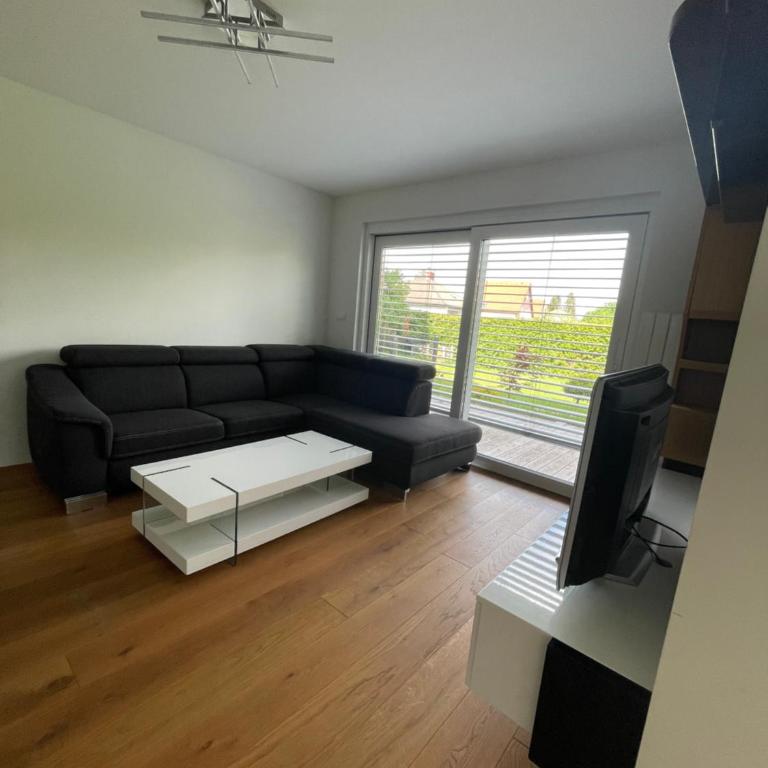 Schöne Gartenwohnung mit Carport und Terrasse! - Apartment mit 2 Schlafzimmern - 4
