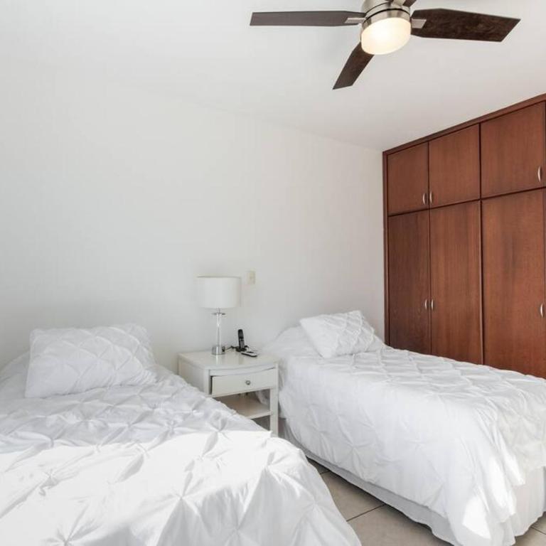 Exclusivo departamento en la zona dorada - Two-Bedroom Apartment - 5