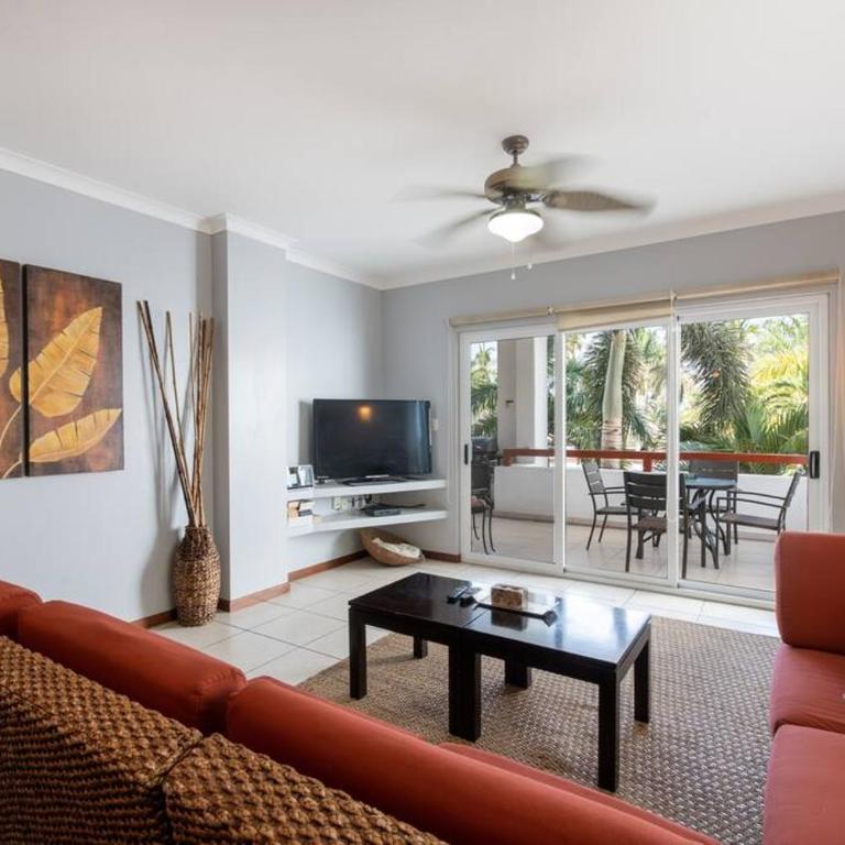 Hermoso dpto. con alberca en Mzt dentro de fraccionamiento - Two-Bedroom Apartment - 3