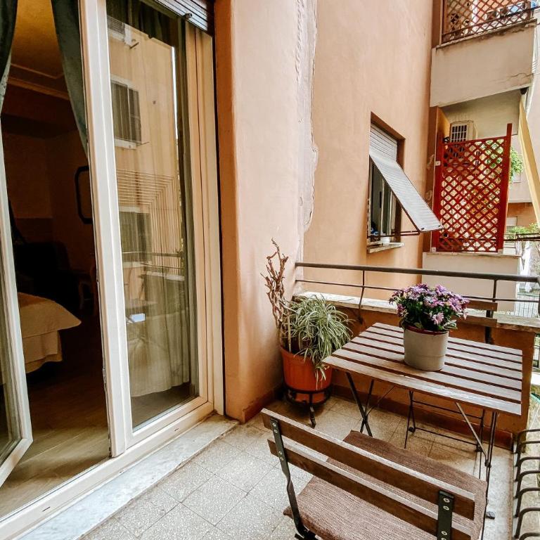 Vatican Boutique inn - Camera Tripla con Balcone - 7
