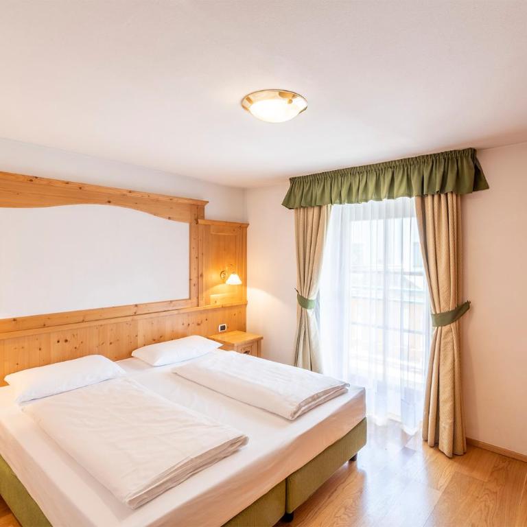 Residence Bosco Verde - Appartamento con 2 Camere da Letto (4 Adulti) - 3