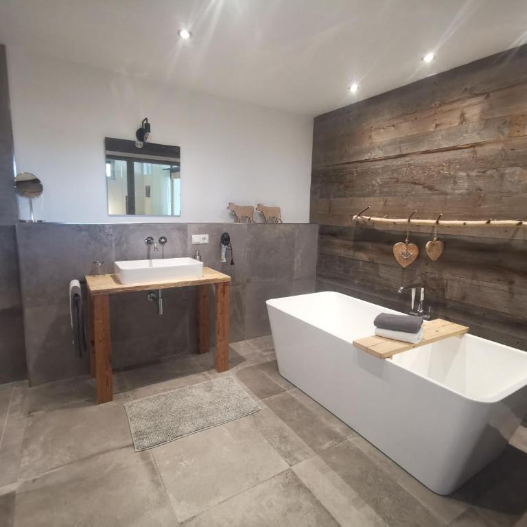 Kräuterhof Chalets - Chalet mit 1 Schlafzimmer - 4