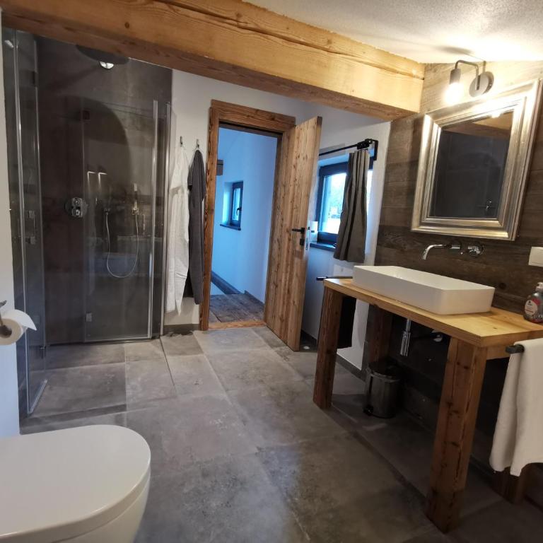 Kräuterhof Chalets - Superior Chalet - 10