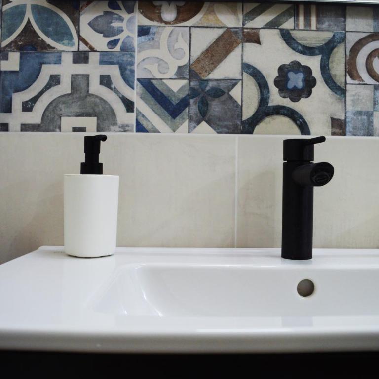 La Jacaranda Rooms - Camera Matrimoniale con Bagno Privato - 20