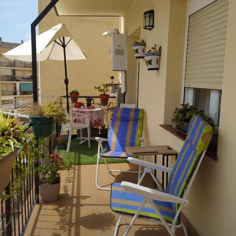 Gonzalo de Berceo 15 " CALIDAD-SOBRIO" AND " FREE PRIVATE PARKING " - Apartamento de 3 dormitorios - 56