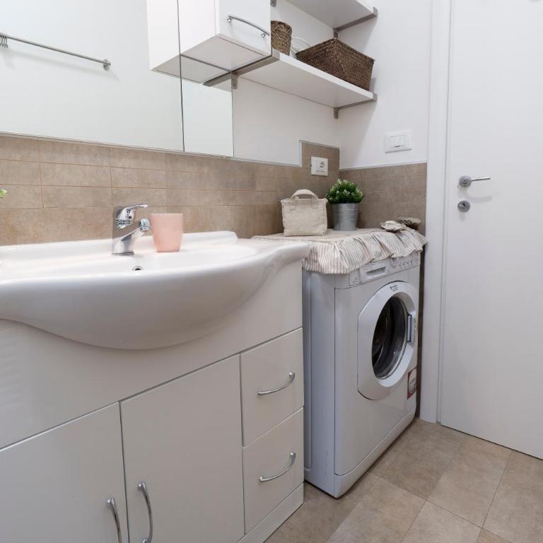 GetTheKey Pasubio Apartment - One-Bedroom Apartment - 23