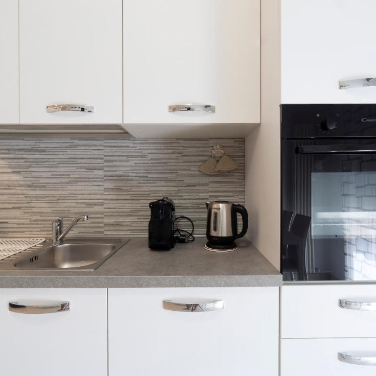GetTheKey Pasubio Apartment - One-Bedroom Apartment - 14
