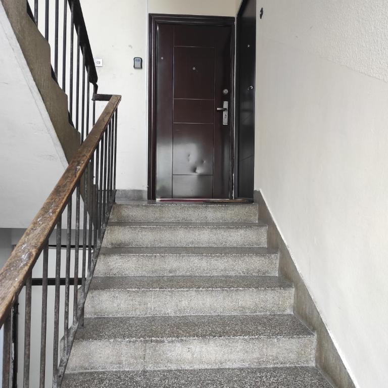 Stan u centru - Apartment with Balcony - 15
