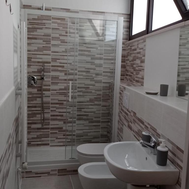 Rosa's Rooms - Camera Familiare - 18