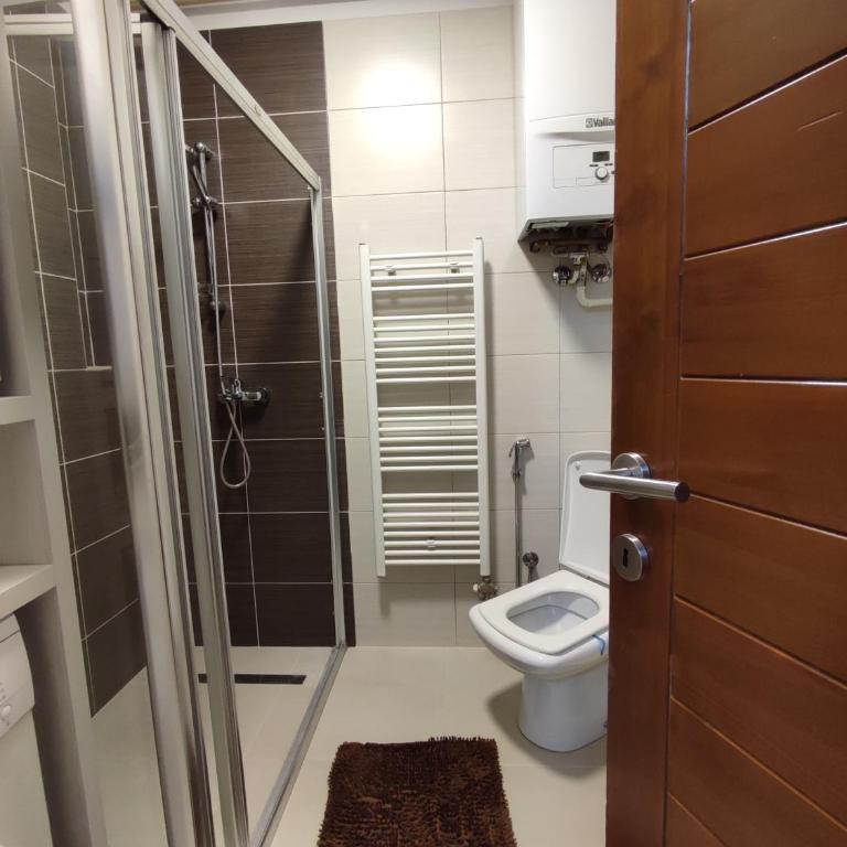Deluxe Apartment Lejla - Free garage parking - Two-Bedroom Apartment - 16