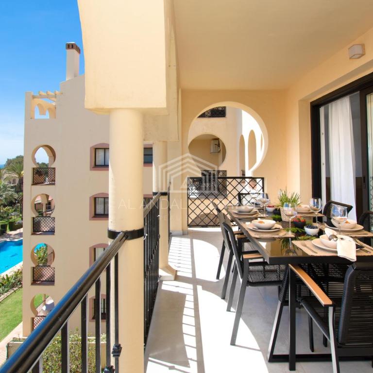 Panoramic sea views and direct access to the beach from the community in Torrenueva (La Cala de Mijas) - Apartamento de 2 dormitorios - 17