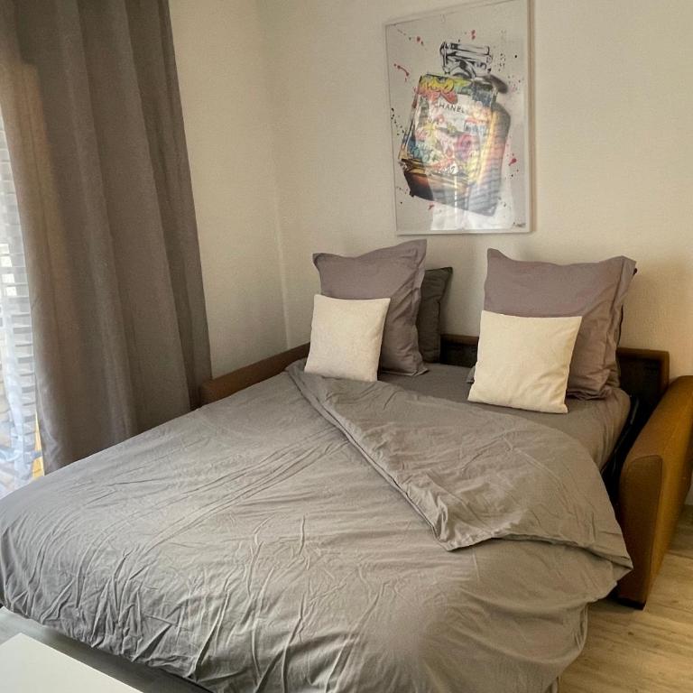 the Dream - One-Bedroom Apartment - 1