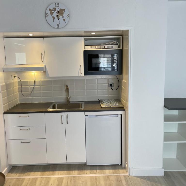 the Dream - One-Bedroom Apartment - 5